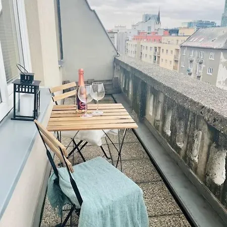 公寓 Charming Studio In The Old Town 布拉迪斯拉发